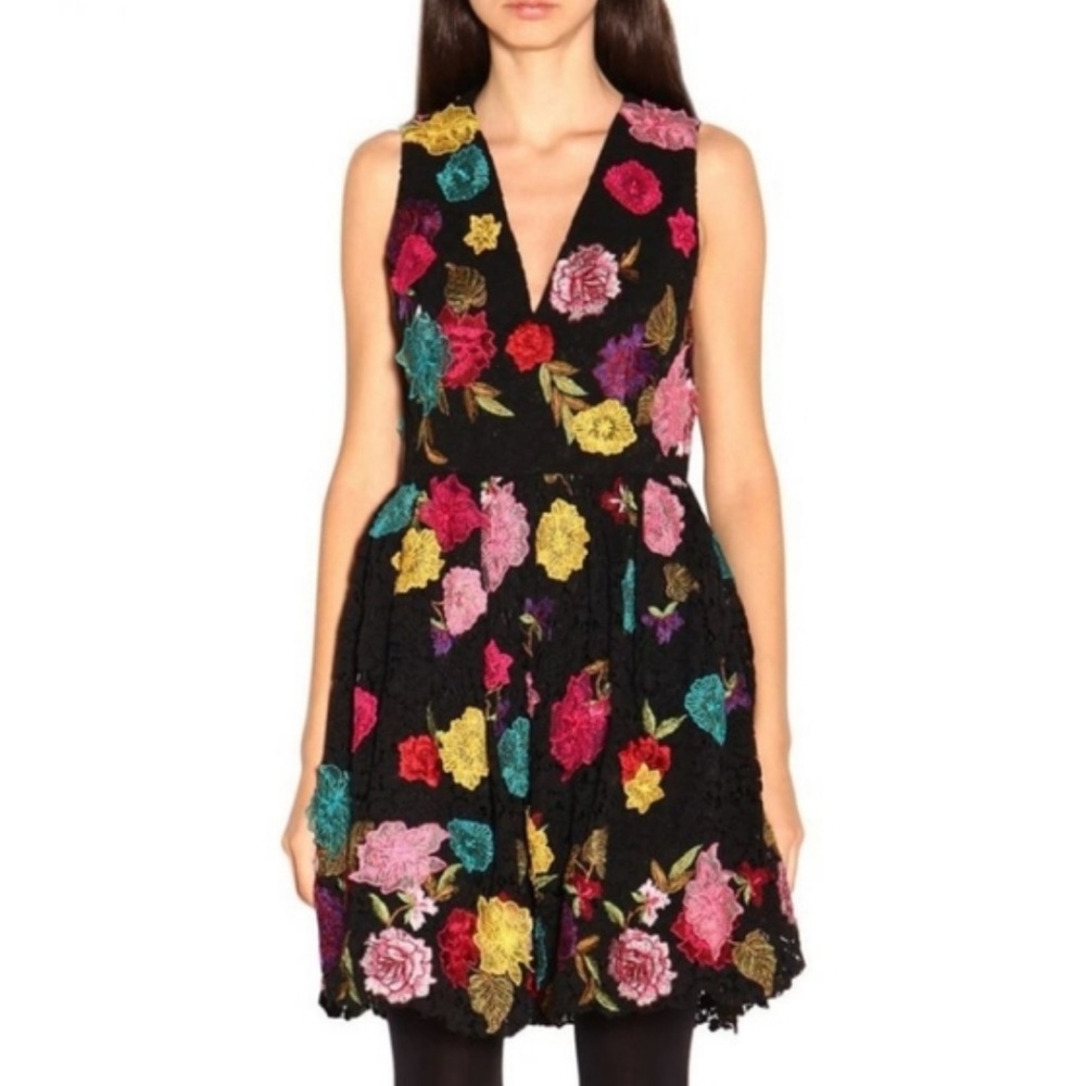 Alice + Olivia Becca Embroidered Floral Mini Dress Size XS